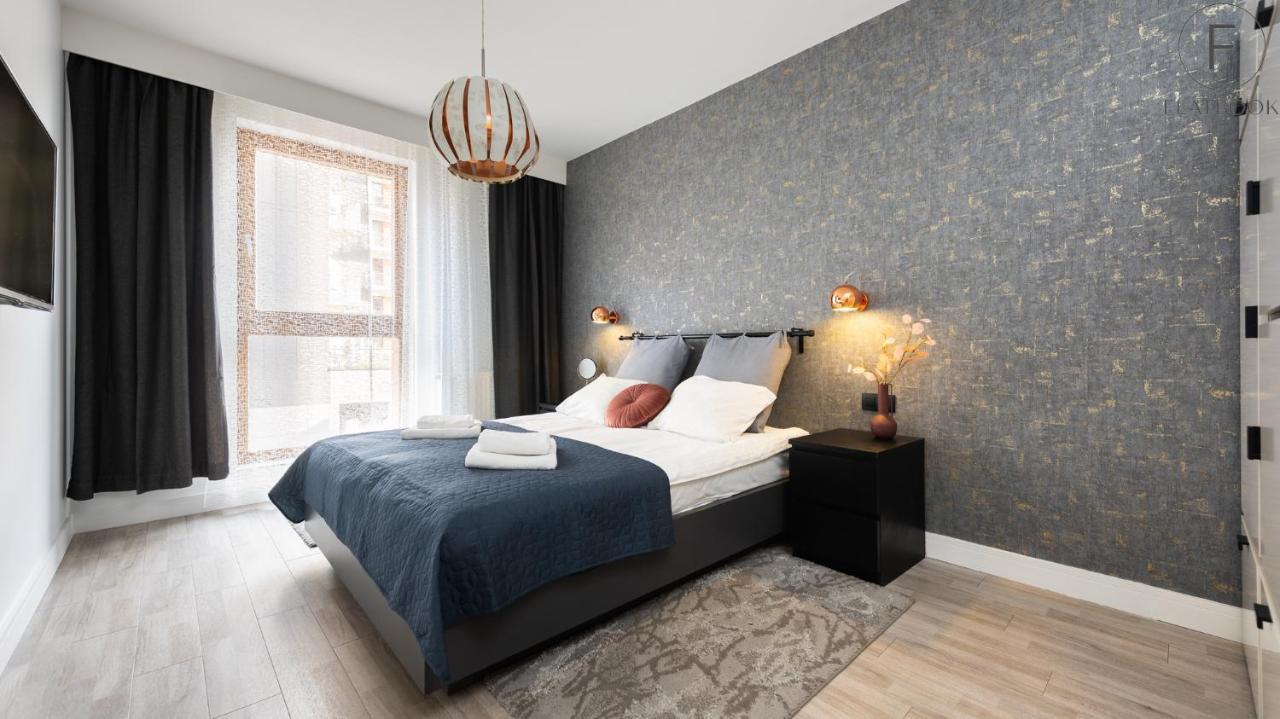 Flatbook - City Center Spa Apartments Motlawa 格但斯克 外观 照片