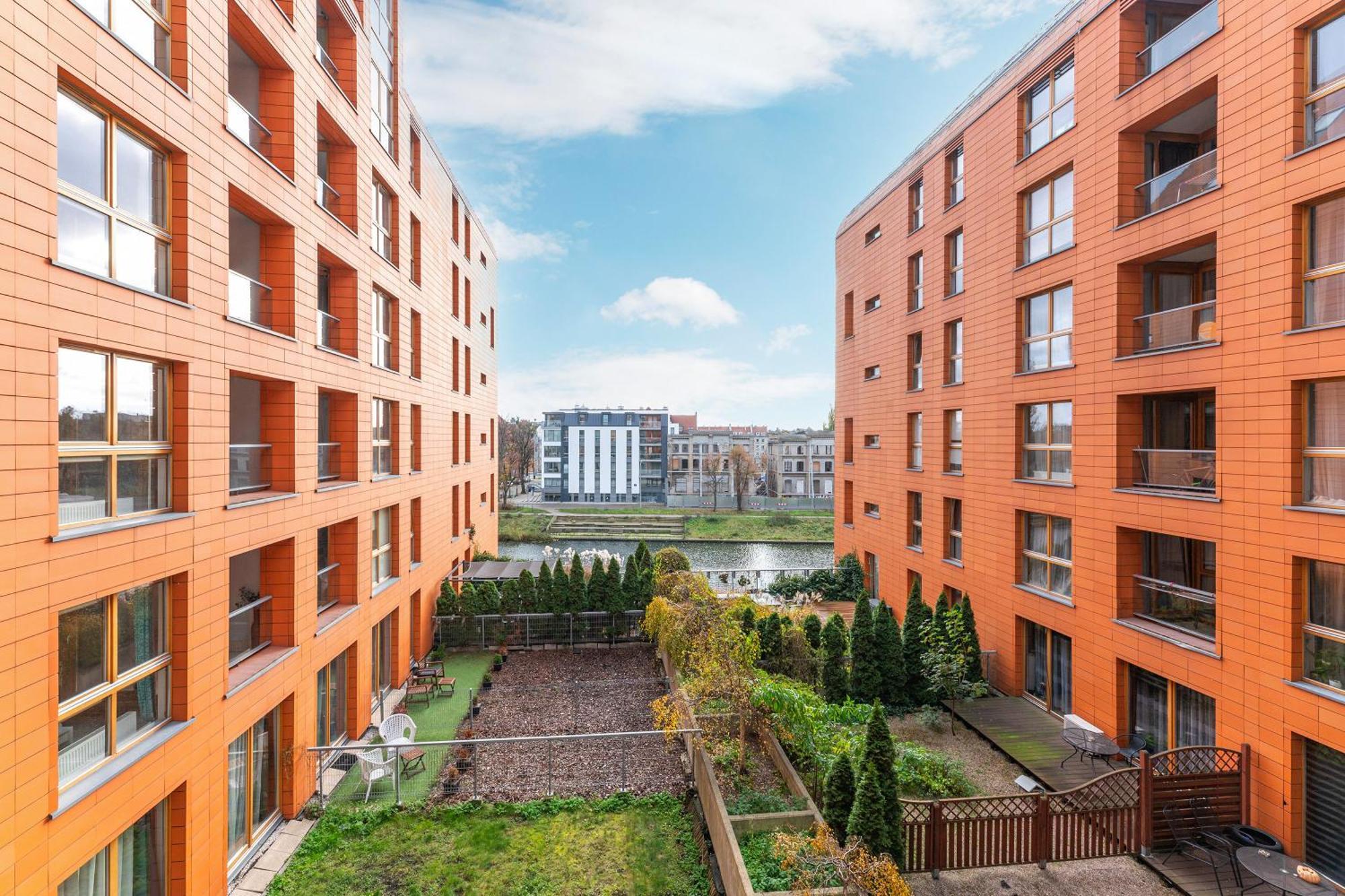 Flatbook - City Center Spa Apartments Motlawa 格但斯克 外观 照片